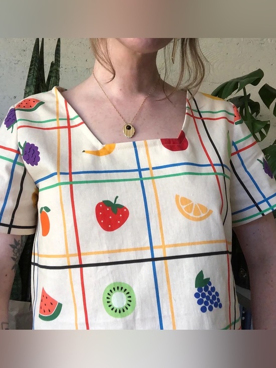 Ersa Fibers Tops - Ersa Fibers Top Frankie Fruit Print Short Sleeve 100% Linen size S